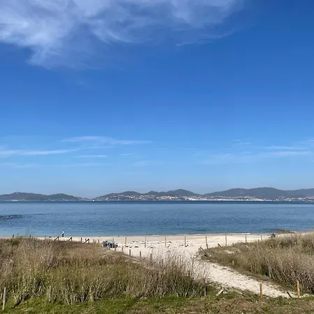 别墅 Sirenita En La Playa Con Piscina Y Vistas Al Mar 比戈