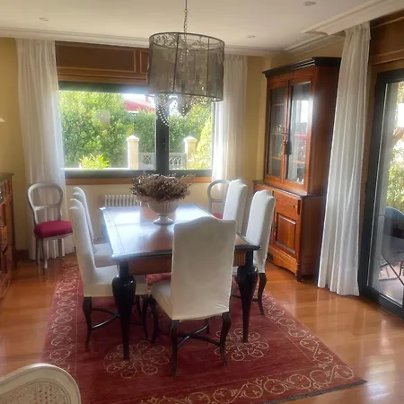 Sirenita En La Playa Con Piscina Y Vistas Al Mar Βίλα *