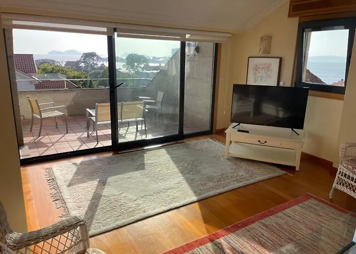 Sirenita En La Playa Con Piscina Y Vistas Al Mar Βίγκο