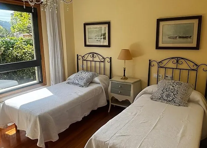 Sirenita En La Playa Con Piscina Y Vistas Al Mar Βίγκο