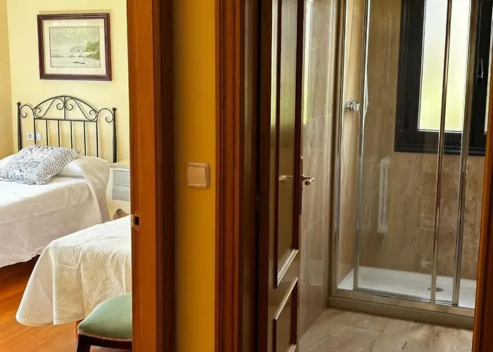 Sirenita En La Playa Con Piscina Y Vistas Al Mar *