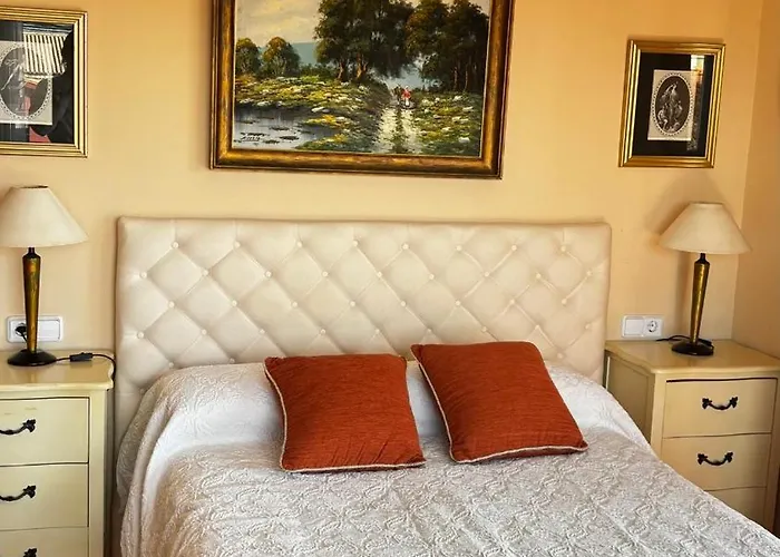 Sirenita En La Playa Con Piscina Y Vistas Al Mar *