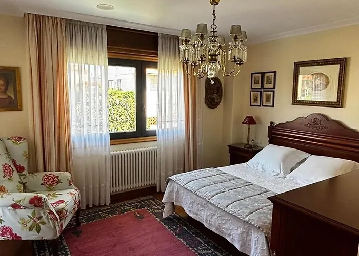 Sirenita En La Playa Con Piscina Y Vistas Al Mar *