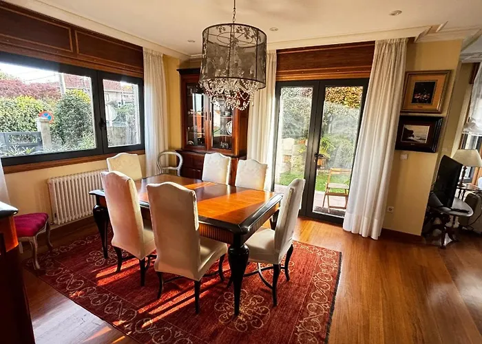 Sirenita En La Playa Con Piscina Y Vistas Al Mar Βίγκο